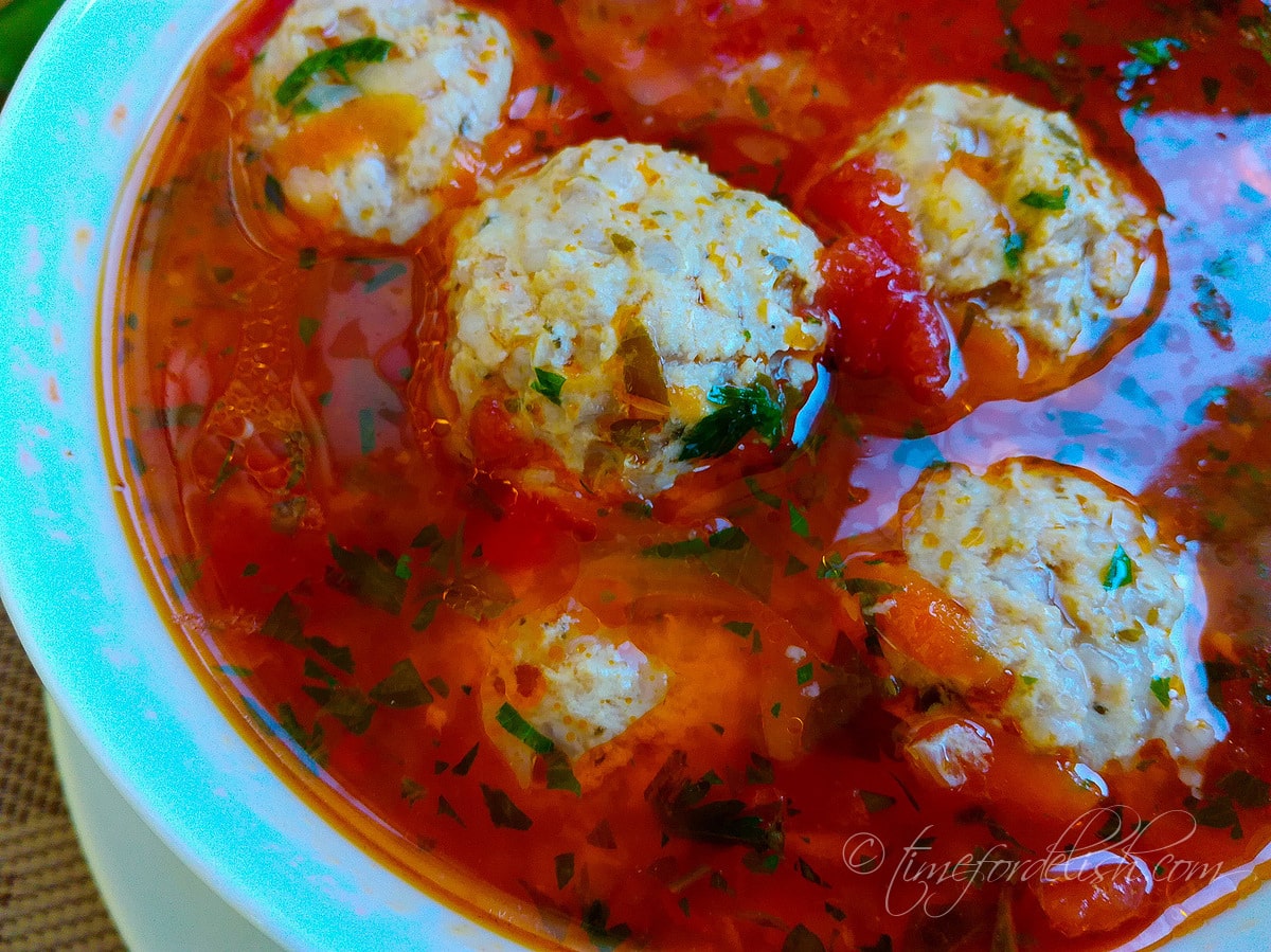 romanian meatball tomato soup