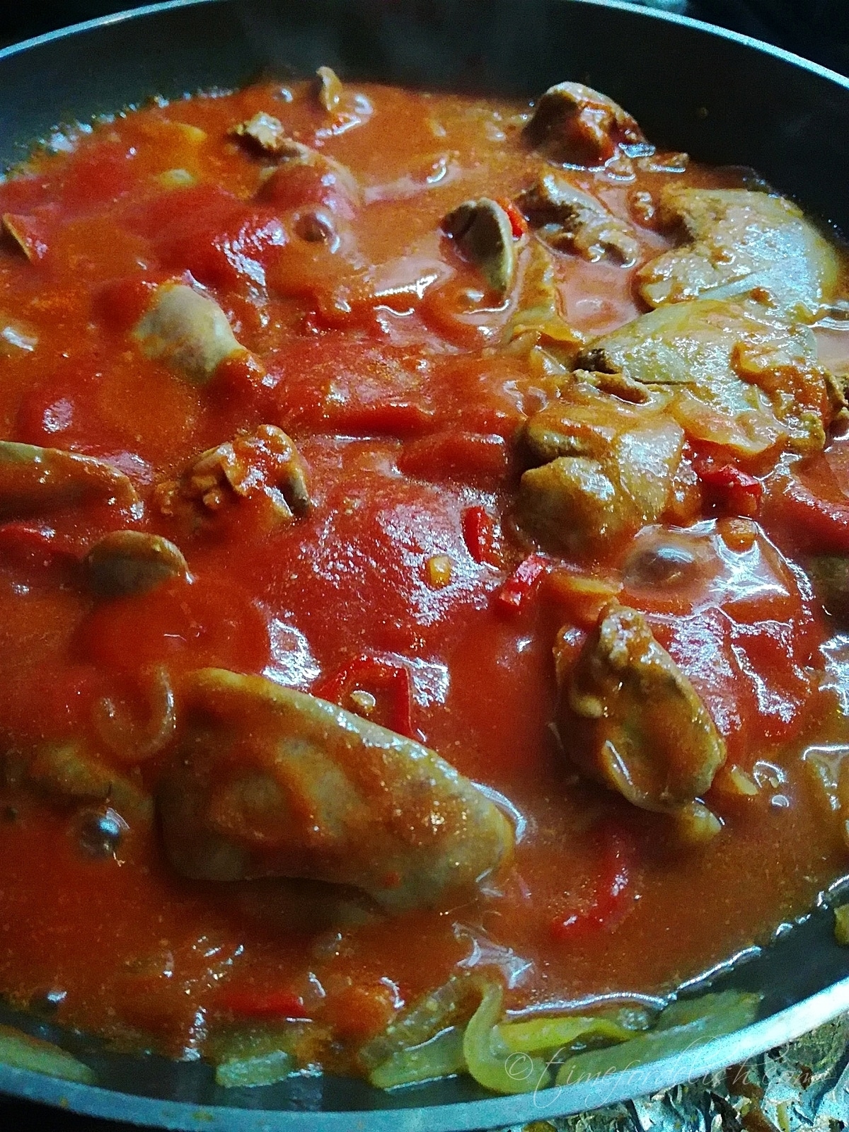 cooking tomato onion chicken livers